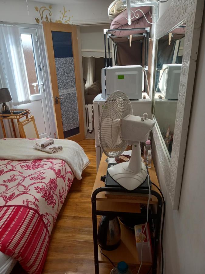 Larchmont Stay Side En Suite With Small Double Bed Leicester Dış mekan fotoğraf